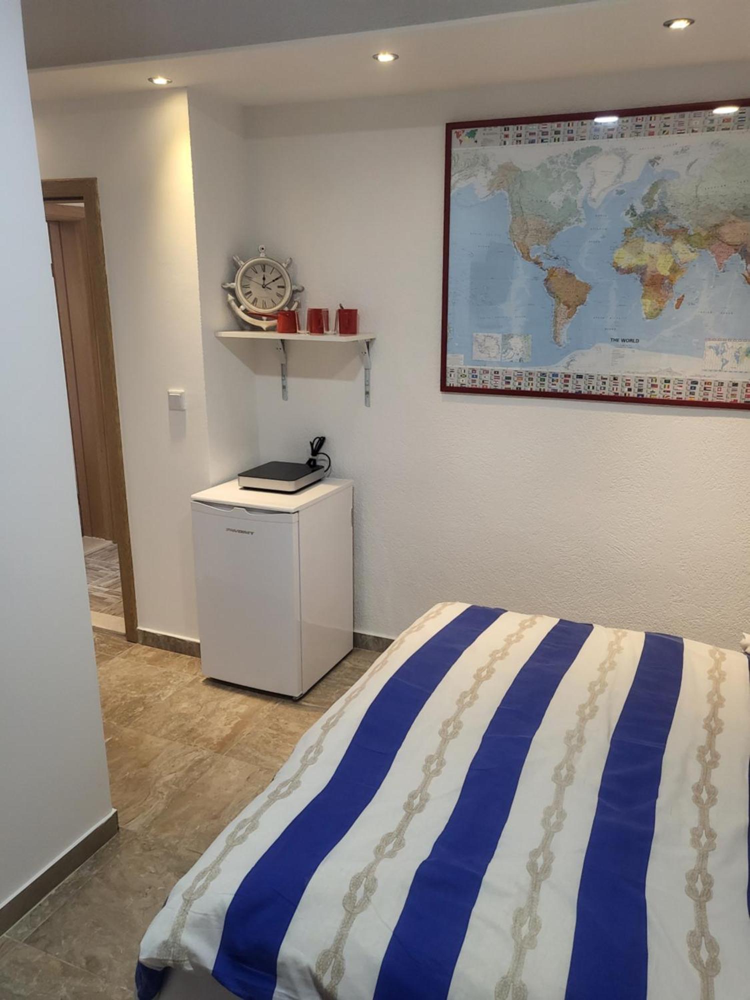 Mango Apartments Требинье Экстерьер фото